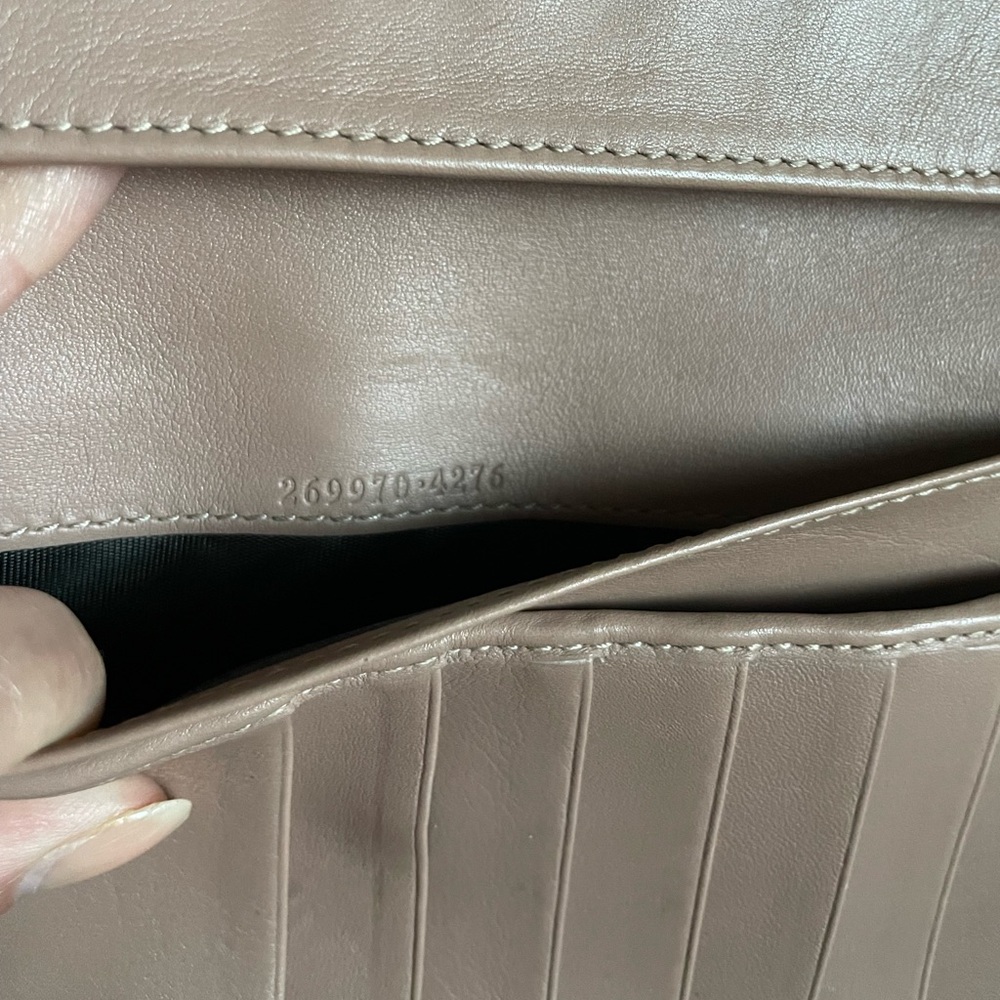 Gucci Wallet - Picture 4 of 6